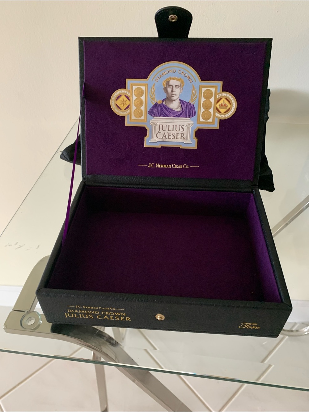 Black Leather Cigar box could be used as Travel Jewelry Case